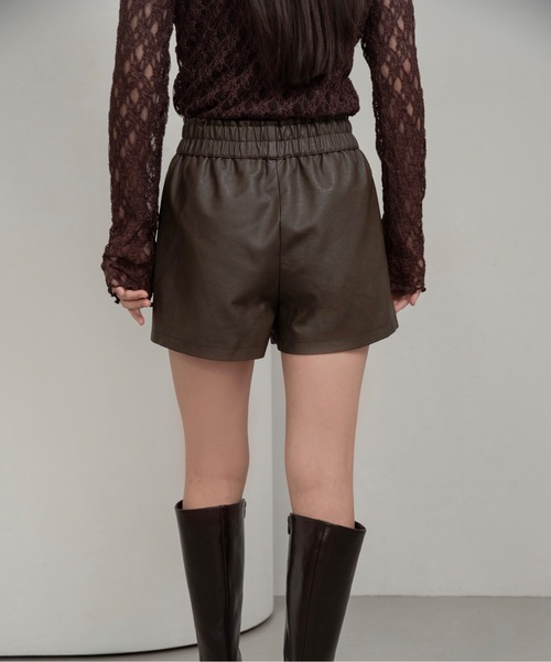 I_am（アイアム）の「smooth flow short culottes【I_am × kimina】 / スムースフロウショートキュロット（その他パンツ・レディース・ブラック/ダークブラウン・FREE）」の12枚目の写真