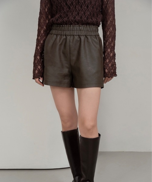 I_am（アイアム）の「smooth flow short culottes【I_am × kimina】 / スムースフロウショートキュロット（その他パンツ・レディース・ブラック/ダークブラウン・FREE）」の11枚目の写真