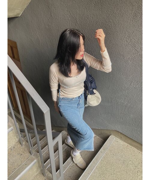 MUSINSA STANDARD WOMAN(ムシンサスタンダードウーマン)の「レディースデニムミディスカート【ライトインディゴ】(スカート・レディース・その他・SMALL/MEDIUM/LARGE/X-SMALL)」の11枚目の写真