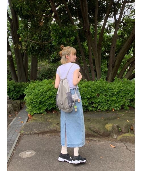 MUSINSA STANDARD WOMAN(ムシンサスタンダードウーマン)の「レディースデニムミディスカート【ライトインディゴ】(スカート・レディース・その他・SMALL/MEDIUM/LARGE/X-SMALL)」の13枚目の写真