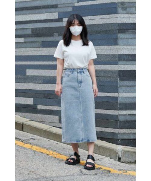 MUSINSA STANDARD WOMAN(ムシンサスタンダードウーマン)の「レディースデニムミディスカート【ライトインディゴ】(スカート・レディース・その他・SMALL/MEDIUM/LARGE/X-SMALL)」の18枚目の写真