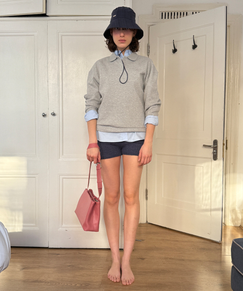 SINOON（シヌーン）の「Logo Collar Sweatshirt (Melange Grey)（スウェット・レディース・グレー・FREE）」の2枚目の写真