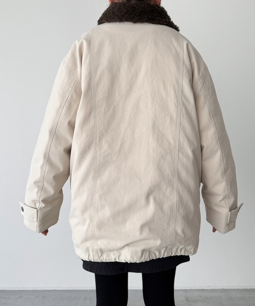 CANAL JEAN(キャナルジーン)の「diggity 襟ボアハーフダウンコート(ダウンジャケット/コート・レディース・ブラック/オフホワイト・ONE SIZE)」の11枚目の写真