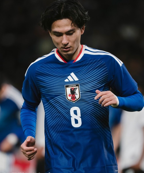 日本代表 TAMADA 28 長袖シャツ adidas/アディダス 日本代表 2026 ホーム レプリカ ユニフォーム DAZ45