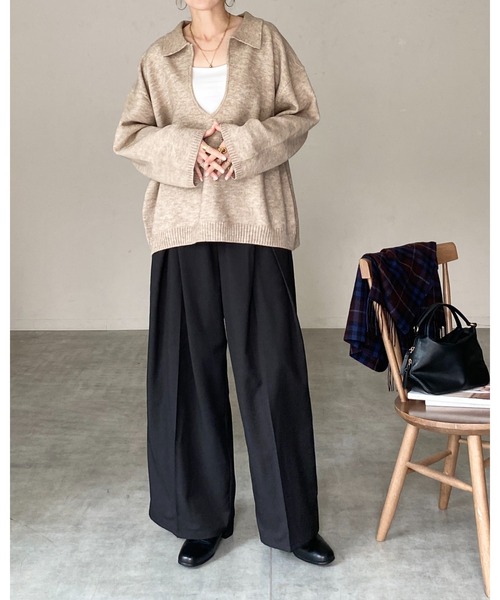 She's Closet（シーズクローゼット）の「深vネック長袖オーバーサイズスキッパーポロニット（ニット/セーター・レディース・ブラウン/グレー/ブラック/ベージュ・FREE）」の19枚目の写真