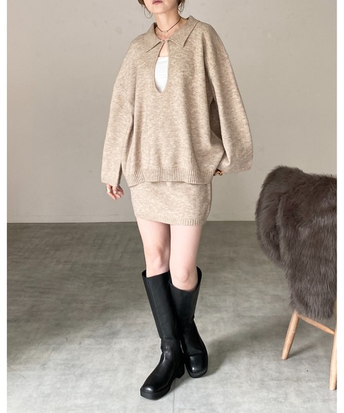 She's Closet（シーズクローゼット）の「深vネック長袖オーバーサイズスキッパーポロニット（ニット/セーター・レディース・ブラウン/グレー/ブラック/ベージュ・FREE）」の13枚目の写真