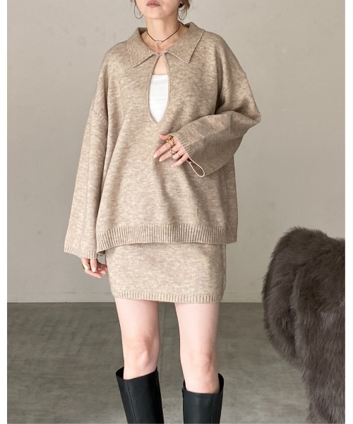 She's Closet（シーズクローゼット）の「深vネック長袖オーバーサイズスキッパーポロニット（ニット/セーター・レディース・ブラウン/グレー/ブラック/ベージュ・FREE）」の11枚目の写真