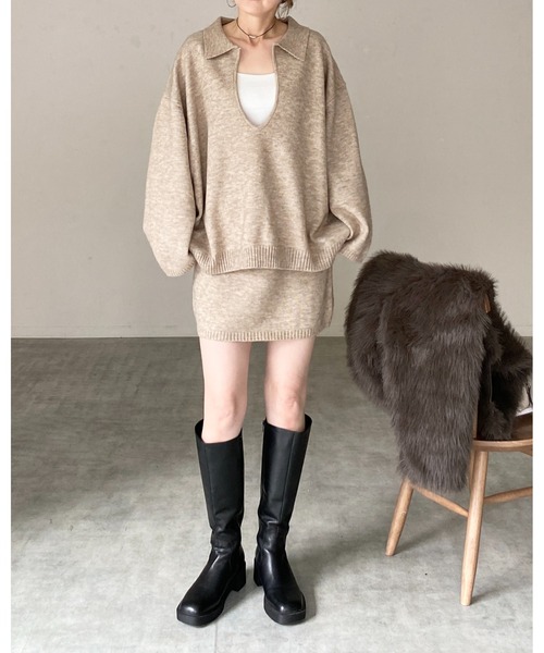 She's Closet（シーズクローゼット）の「深vネック長袖オーバーサイズスキッパーポロニット（ニット/セーター・レディース・ブラウン/グレー/ブラック/ベージュ・FREE）」の10枚目の写真