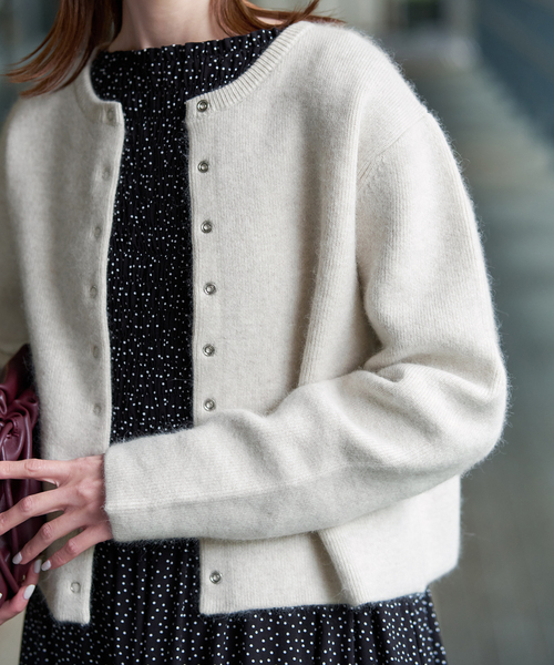 SLOBE IENA（スローブイエナ）の「《追加》ウォッシャブルファーリーダブルフェイスカーディガン（カーディガン/ボレロ・レディース・サックスブルー/アイボリー/ネイビー・FREE）」の14枚目の写真