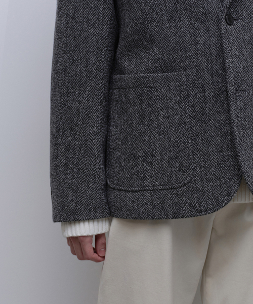 ハリスツイード] ヘリンボーンアウトポケットブレザー [ダークグレー
