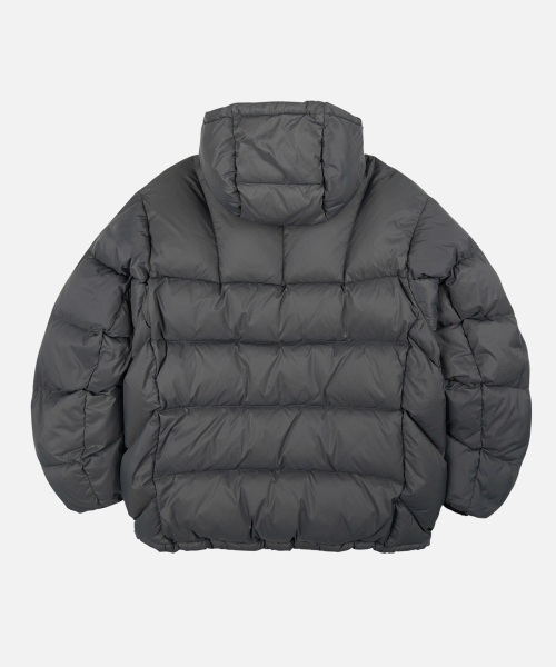 FRIZMWORKS(フリズムワークス)の「ALTAVIA DOWN PARKA _ GUN METAL(ダウンジャケット/コート・メンズ・その他・X-LARGE/SMALL/MEDIUM/LARGE)」の3枚目の写真
