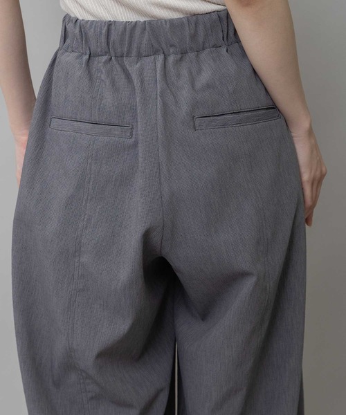 Munich（ミューニック）の「【UVカット】【防シワ】【ウォッシャブル】ストレッチサップバレルパンツ（その他パンツ・レディース・グレー/モカ/ブラック・M/S/XS）」の11枚目の写真