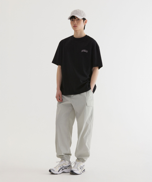 COVERNAT(カバーナット)の「マルチロゴタイポグラフィックTシャツブラック(Tシャツ/カットソー・レディース・その他・X-SMALL/SMALL/MEDIUM/LARGE/X-LARGE/XX-LARGE)」の5枚目の写真