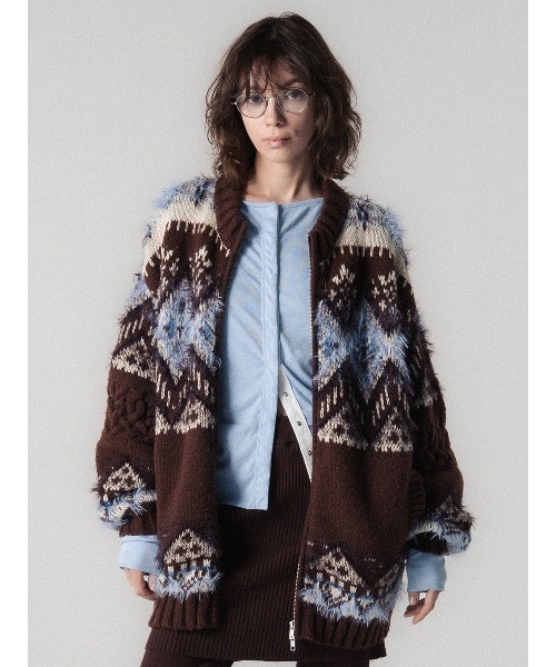 ELCHELE(エルチェレ)の「NORDIC ZIP CARDIGAN(カーディガン/ボレロ・レディース・オフホワイト/ブラウン・FREE)」の2枚目の写真