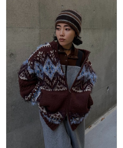 ELCHELE(エルチェレ)の「NORDIC ZIP CARDIGAN(カーディガン/ボレロ・レディース・オフホワイト/ブラウン・FREE)」の17枚目の写真