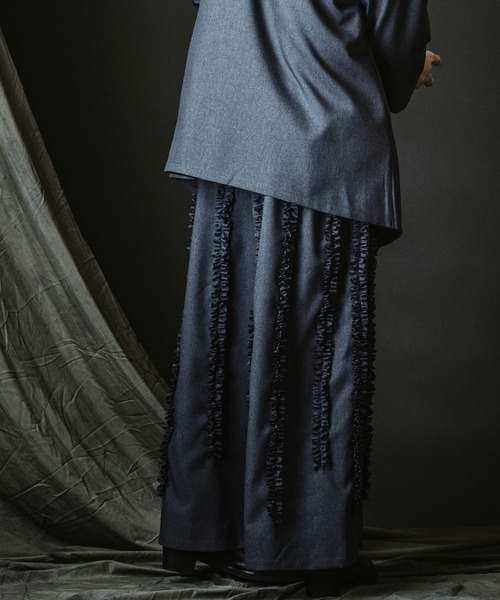 NO ID.(ノーアイディ)の「【NO ID.】Frill Baggy Trousers / フリル バギー トラウザーズ(スラックス・メンズ・グレー/ブラック/その他22・1/2)」の17枚目の写真