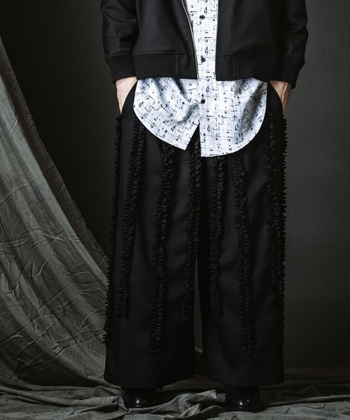 NO ID.(ノーアイディ)の「【NO ID.】Frill Baggy Trousers / フリル バギー トラウザーズ(スラックス・メンズ・グレー/ブラック/その他22・1/2)」の5枚目の写真