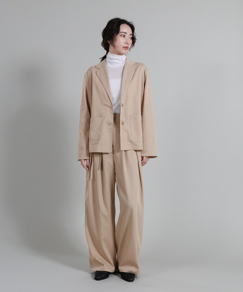 select MOCA Et(セレクトモカエト)の「【Et】Side Slit Tailored Jacket(テーラードジャケット・レディース・ブラック/ベージュ・FREE)」の10枚目の写真