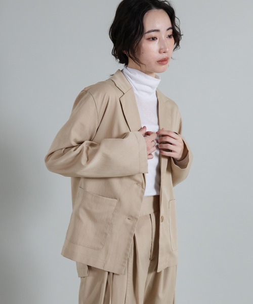 select MOCA Et(セレクトモカエト)の「【Et】Side Slit Tailored Jacket(テーラードジャケット・レディース・ブラック/ベージュ・FREE)」の14枚目の写真