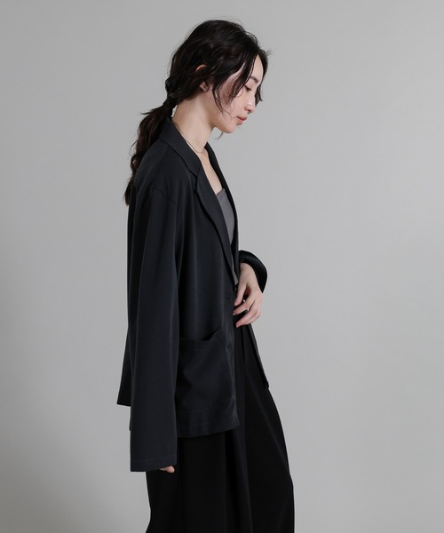select MOCA Et(セレクトモカエト)の「【Et】Side Slit Tailored Jacket(テーラードジャケット・レディース・ブラック/ベージュ・FREE)」の21枚目の写真