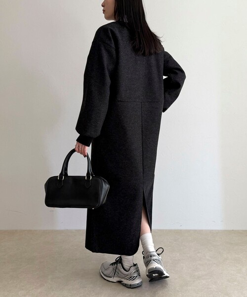 fredy emue（フレディエミュ）の「ソフトニットメルトンワンピース（ワンピース・レディース・オフホワイト/チャコールグレー・36/38）」の20枚目の写真
