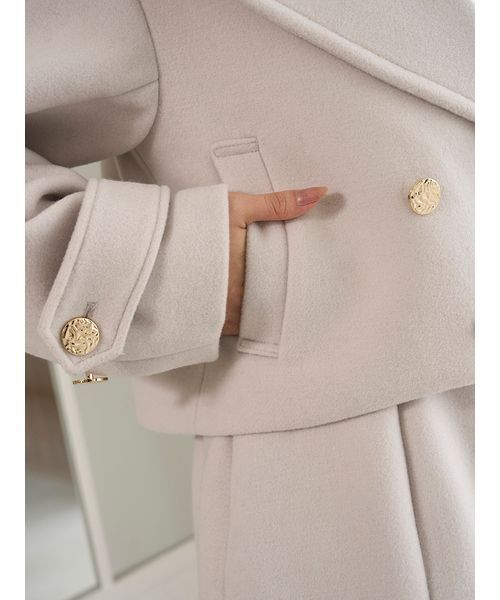 SNIDEL（スナイデル）の「ビッグカラーショートコート（ピーコート・レディース・ブラック/ライトベージュ/イエロー・F）」の7枚目の写真