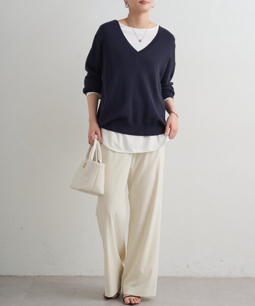 LOUNGEDRESS(ラウンジドレス)の「ディープVニット(ニット/セーター・レディース・レッド/ベージュ・FREE)」の11枚目の写真