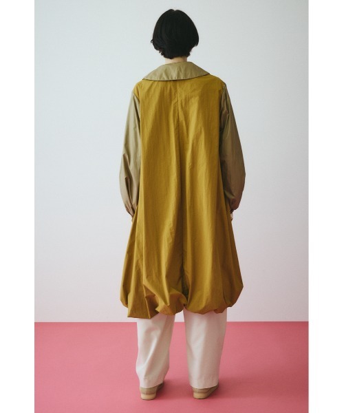 HeRIN.CYE（ヘリンドットサイ）の「Round collar balloon blouson　　ラウンドカラーバルーンブルゾン（ブルゾン・レディース・ブラック/イエロー系その他・FREE）」の9枚目の写真