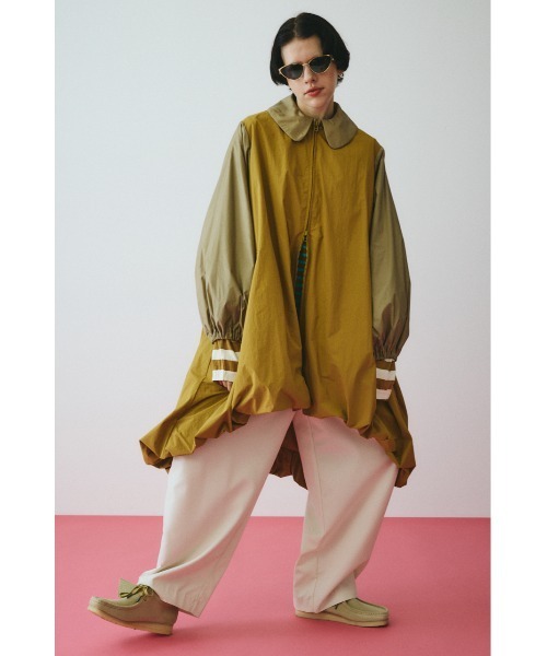 HeRIN.CYE（ヘリンドットサイ）の「Round collar balloon blouson　　ラウンドカラーバルーンブルゾン（ブルゾン・レディース・ブラック/イエロー系その他・FREE）」の10枚目の写真