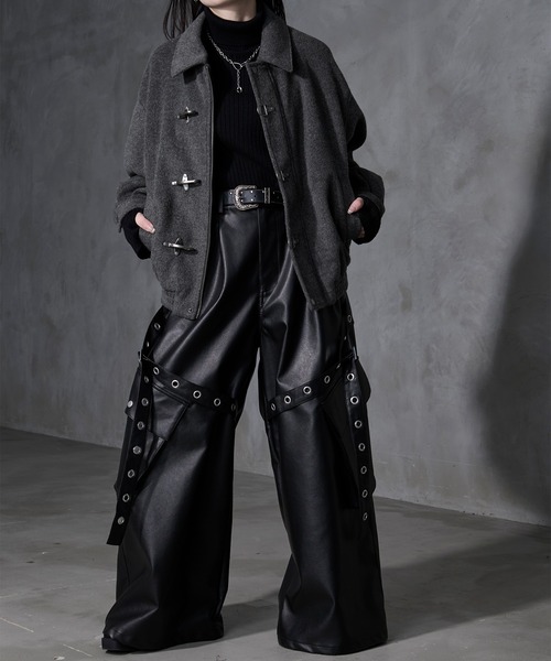 Ellno Loset(エルノロゼット)の「【Ryoooコラボ】ゴウヒハトメベルトカーゴパンツ(カーゴパンツ・メンズ・ブラック・SMALL/LARGE/MEDIUM)」の2枚目の写真