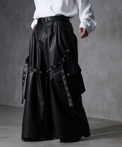 Ellno Loset(エルノロゼット)の「【Ryoooコラボ】ゴウヒハトメベルトカーゴパンツ(カーゴパンツ・メンズ・ブラック・SMALL/LARGE/MEDIUM)」の18枚目の写真