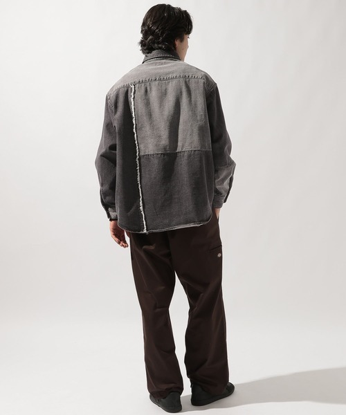 niko and...（ニコアンド）の「デニムパッチワークシャツ DENIM PATCHWORK SHIRT [niko and ...JEANS]（シャツ/ブラウス・メンズ・インディゴブルー/ブラック・MEDIUM/LARGE）」の14枚目の写真