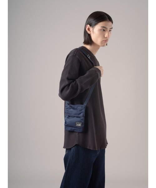 Levi's（リーバイス）の「Levi's/リーバイス ミッションベイ クロスボディポーチ（ショルダーバッグ・メンズ・ブルー・OS）」の2枚目の写真
