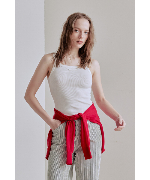 AFTERHOURS(アフターアワーズ)の「SQUARE NECK SLEEVELESS TOP (IVORY)(Tシャツ/カットソー・レディース・その他・FREE)」の1枚目の写真