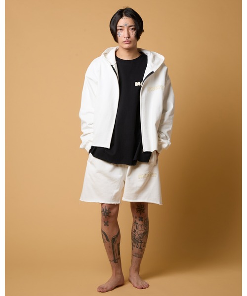 NISHIMOTO IS THE MOUTH（ニシモト イズ ザ マウス）の「WIDE ZIP SWEAT HOODIE | NISHIMOTO IS THE MOUTH（パーカー・メンズ・ホワイト/ブラック・(S/M)/L/XL）」の4枚目の写真