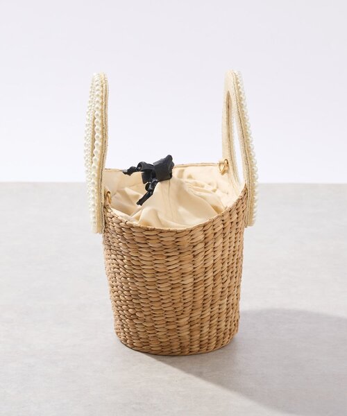 La boutique BonBon（ラブティックボンボン）の「パールハンドルバスケットS/チェーン付（かごバッグ・レディース・ベージュ・FREE）」の11枚目の写真