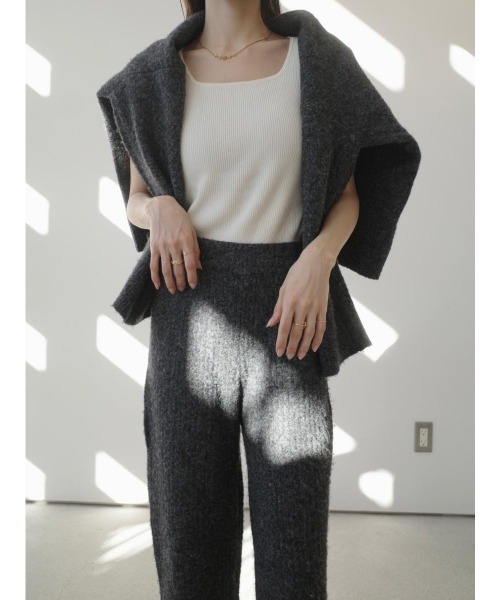 amel(エイメル)の「リラックスニットセットアップ / チャコール(デニムパンツ・レディース・チャコールグレー・FREE)」の18枚目の写真