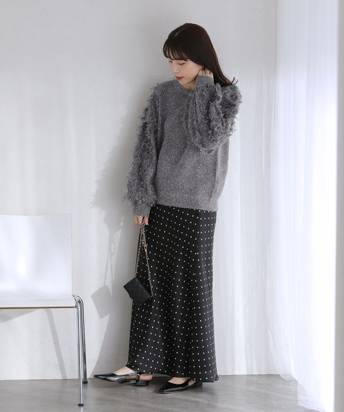 La TOTALITE（ラトータリテ）の「【洗える】ラメジャガードフリンジプルオーバー（ニット/セーター・レディース・ホワイト/グレー・FREE）」の4枚目の写真