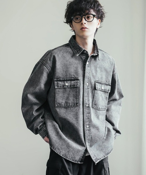 Rocky Monroe(ロッキーモンロー)の「ヴィンテージライク オーバーサイズデニムワークシャツジャケット(デニムジャケット・メンズ・ライトブラック/ブラック/インディゴブルー/ワンウォッシュ/ケミカルウォッシュ・L/XL/M)」の11枚目の写真