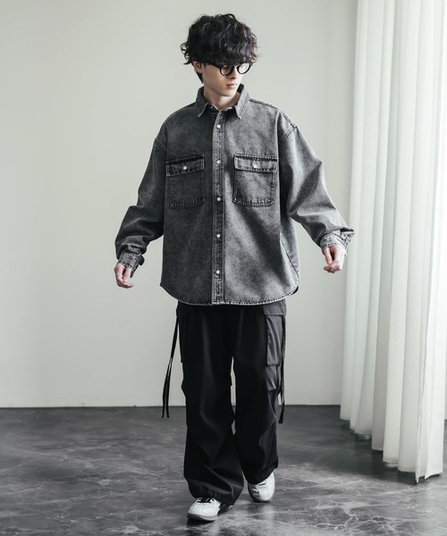 Rocky Monroe(ロッキーモンロー)の「ヴィンテージライク オーバーサイズデニムワークシャツジャケット(デニムジャケット・メンズ・ライトブラック/ブラック/インディゴブルー/ワンウォッシュ/ケミカルウォッシュ・L/XL/M)」の12枚目の写真
