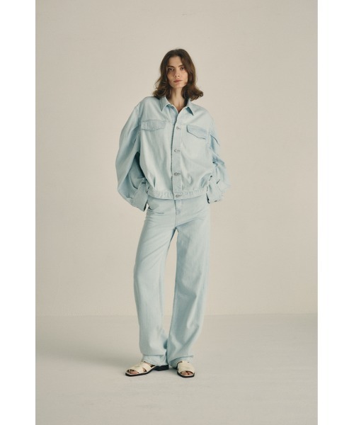 RIM.ARK（リムアーク）の「Big puff sleeve denim JK ビッグ パフ スリーブ デニム ジャケット（デニムジャケット・レディース・ブラック/ブルー・38/36）」の3枚目の写真