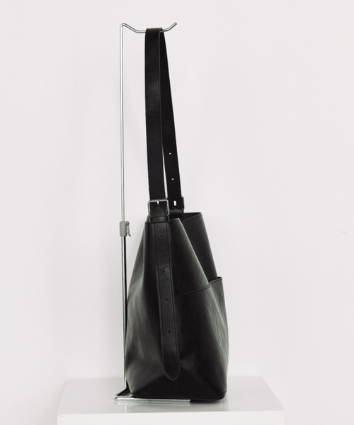 arholiday.standard（エーアールホリデースタンダード）の「bucket shoulder bag / バケットショルダーバック（ショルダーバッグ・レディース・ブラック/ブラウン・FREE）」の6枚目の写真