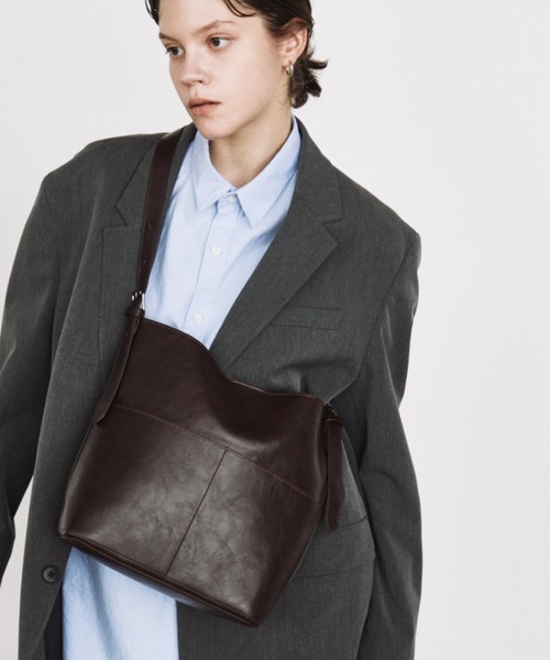 arholiday.standard（エーアールホリデースタンダード）の「bucket shoulder bag / バケットショルダーバック（ショルダーバッグ・レディース・ブラック/ブラウン・FREE）」の13枚目の写真