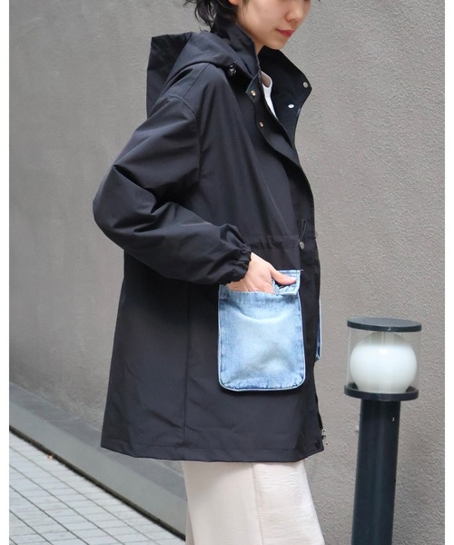Doumoi(ドゥモエ)の「デニムポケット デザインジップアップジャケット(マウンテンパーカー・レディース・ベージュ/ブラック・FREE)」の21枚目の写真