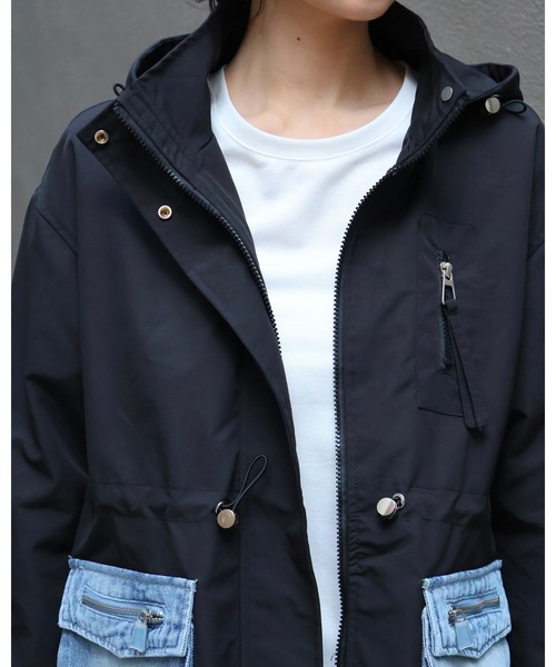 Doumoi(ドゥモエ)の「デニムポケット デザインジップアップジャケット(マウンテンパーカー・レディース・ベージュ/ブラック・FREE)」の20枚目の写真