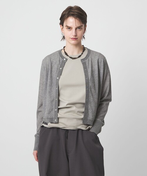 ASTRAET(アストラット)の「<ASTRAET>18G リバーシブル クルーネックカーディガン(カーディガン/ボレロ・レディース・ライトグレー/ダークブラウン/ネイビー・FREE)」の1枚目の写真