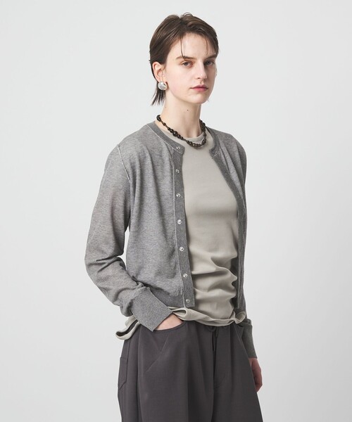 ASTRAET(アストラット)の「<ASTRAET>18G リバーシブル クルーネックカーディガン(カーディガン/ボレロ・レディース・ライトグレー/ダークブラウン/ネイビー・FREE)」の11枚目の写真