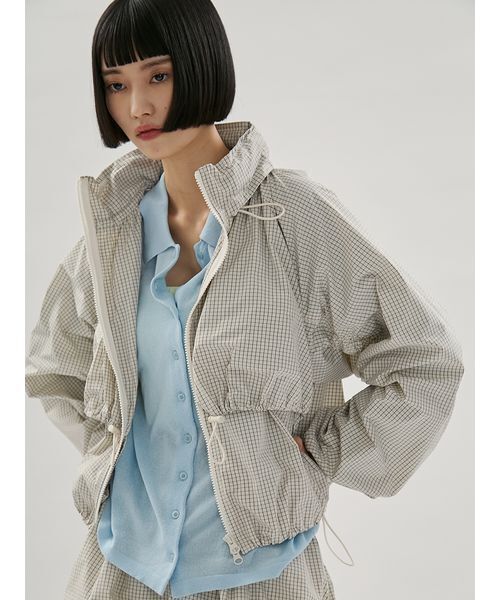 emmi（エミ）の「ドロストナイロンブルゾン/撥水【セットアップ対応】（ブルゾン・レディース・ブラック/チェック/ホワイト・F）」の14枚目の写真