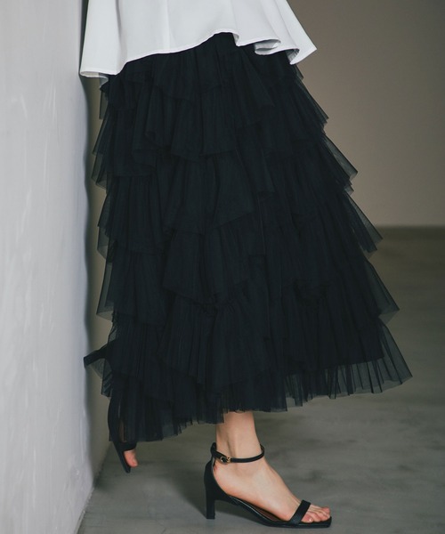 ARVELLIA(アルベリア)の「LAYERED TULLE SKIRT(スカート・レディース・アイボリー/ブラック/カーキ・M)」の2枚目の写真