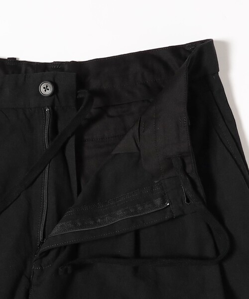 BEAMS（ビームス）の「ダンガリー2プリーツ スラックス【ワイドテーパードフィット】（その他パンツ・メンズ・ブルー/ベージュ/ブラック・XL/L/M/S）」の19枚目の写真